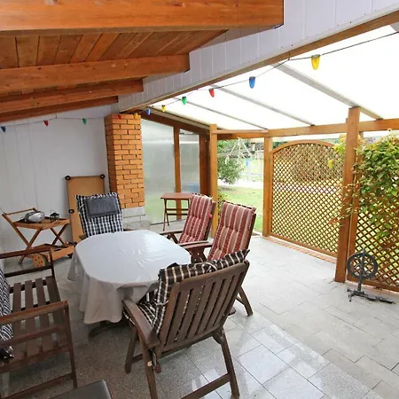 Ferienhaus Buetzow West 081 *